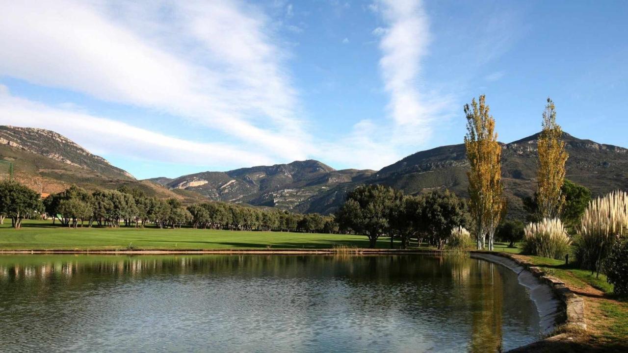 Villa Guara Golf Y Pool Comotucasa Nueno 外观 照片