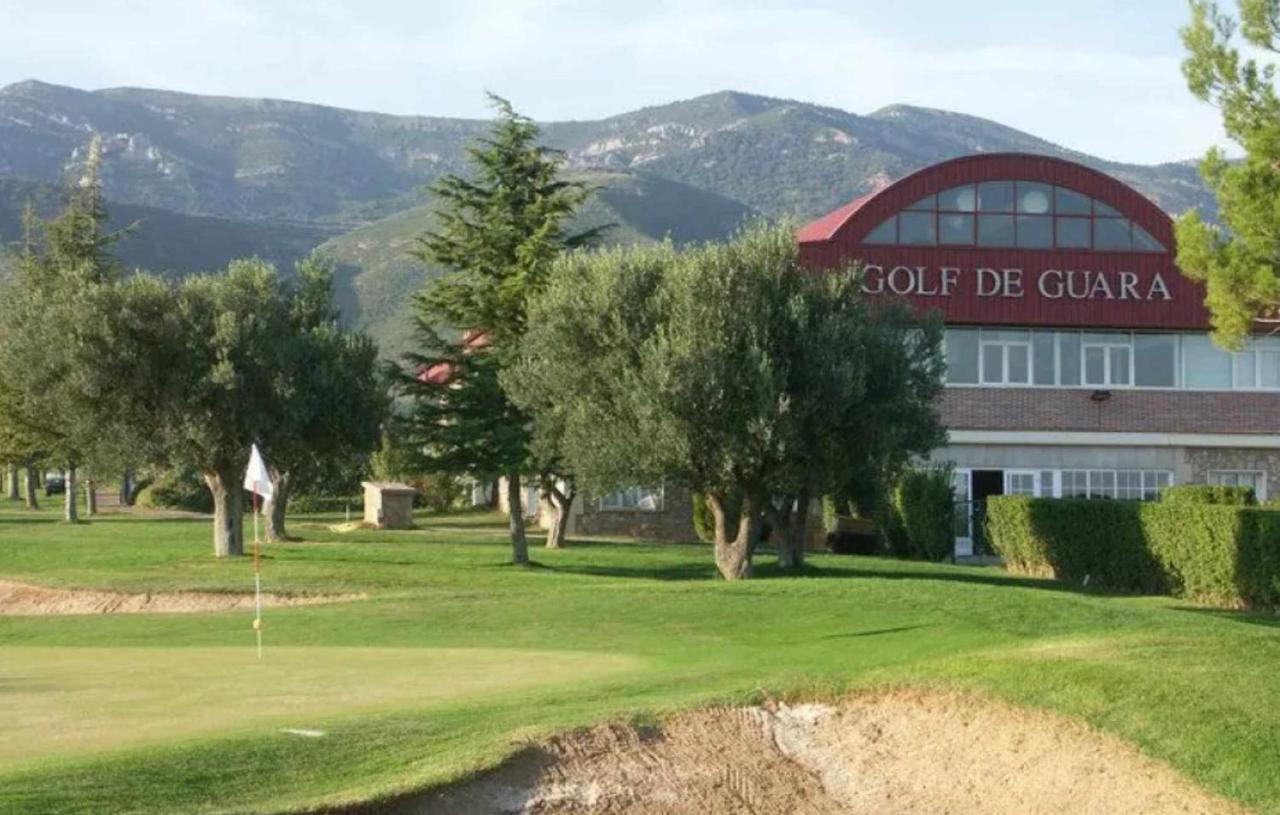 Villa Guara Golf Y Pool Comotucasa Nueno 外观 照片